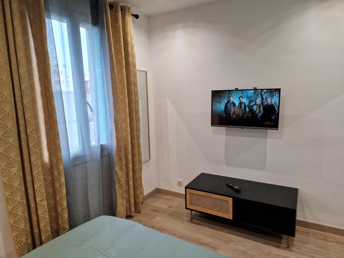 Appartement Ajaccio Climatise 4 Personnes Parking Gratuit 外观 照片
